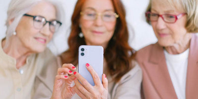 Jak skonfigurować smartfon dla seniora? Krok po kroku