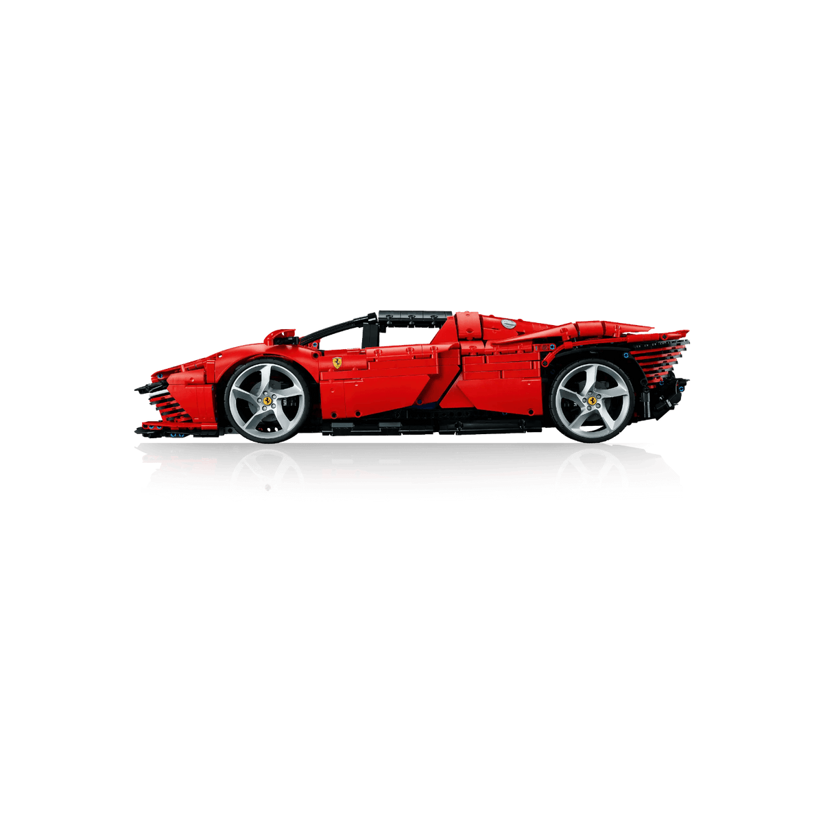 LEGO Technic Ferrari Daytona SP3 42143.