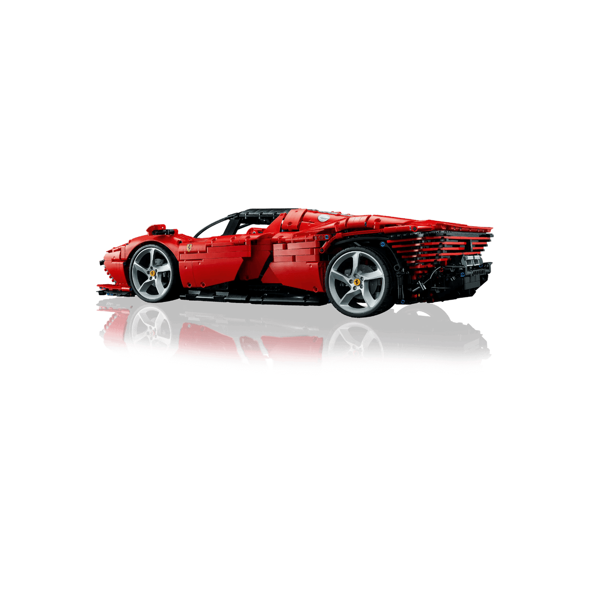 LEGO Technic Ferrari Daytona SP3 42143.